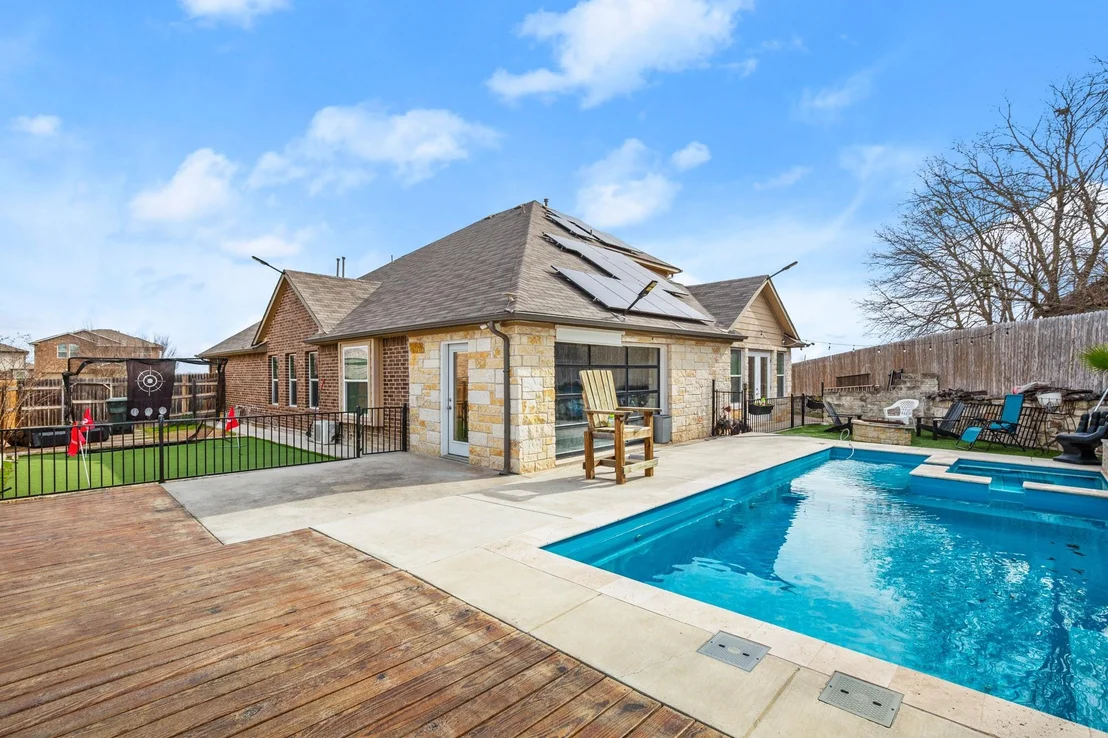 Photo of 111 Bobolink CV