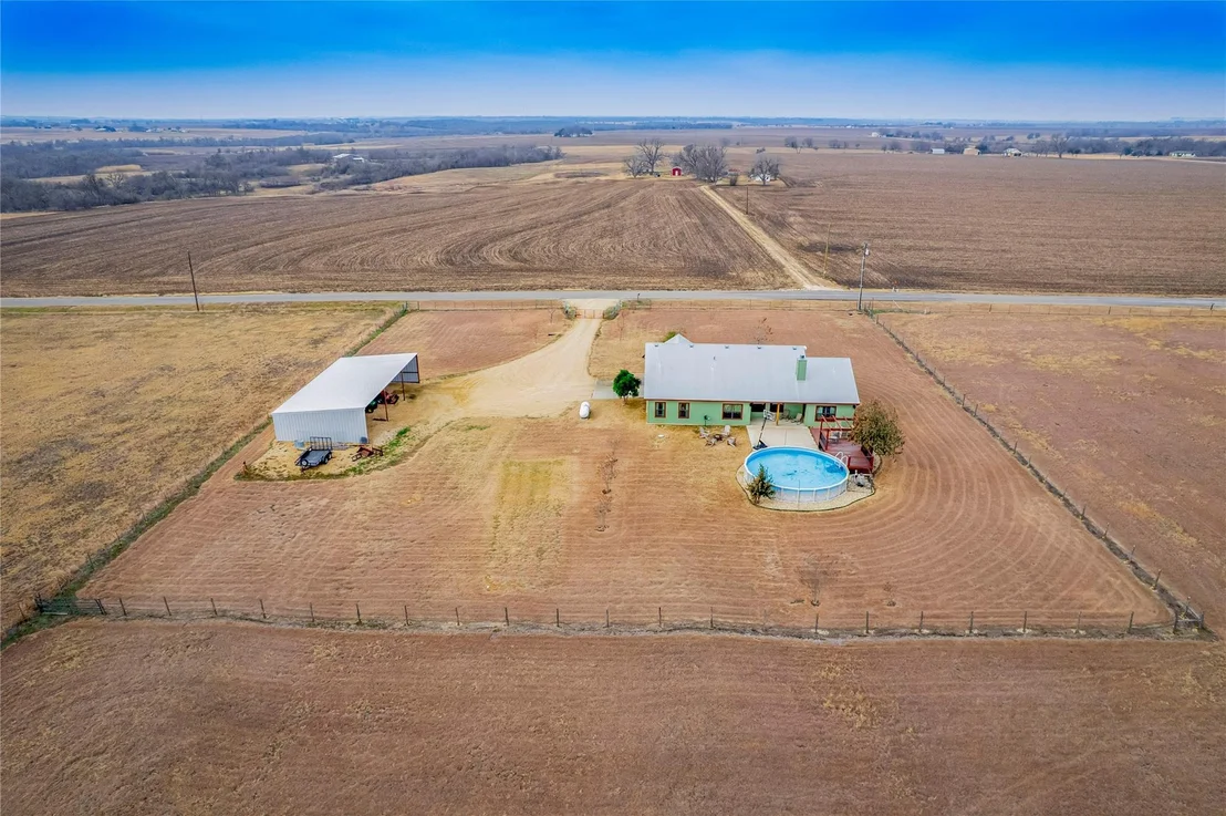 Photo of 877 County Road 455
