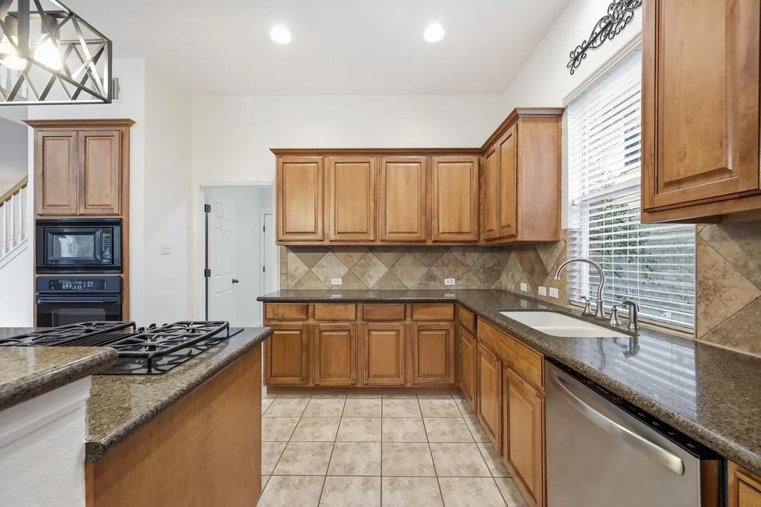 Photo of 12600 Lee Park LN