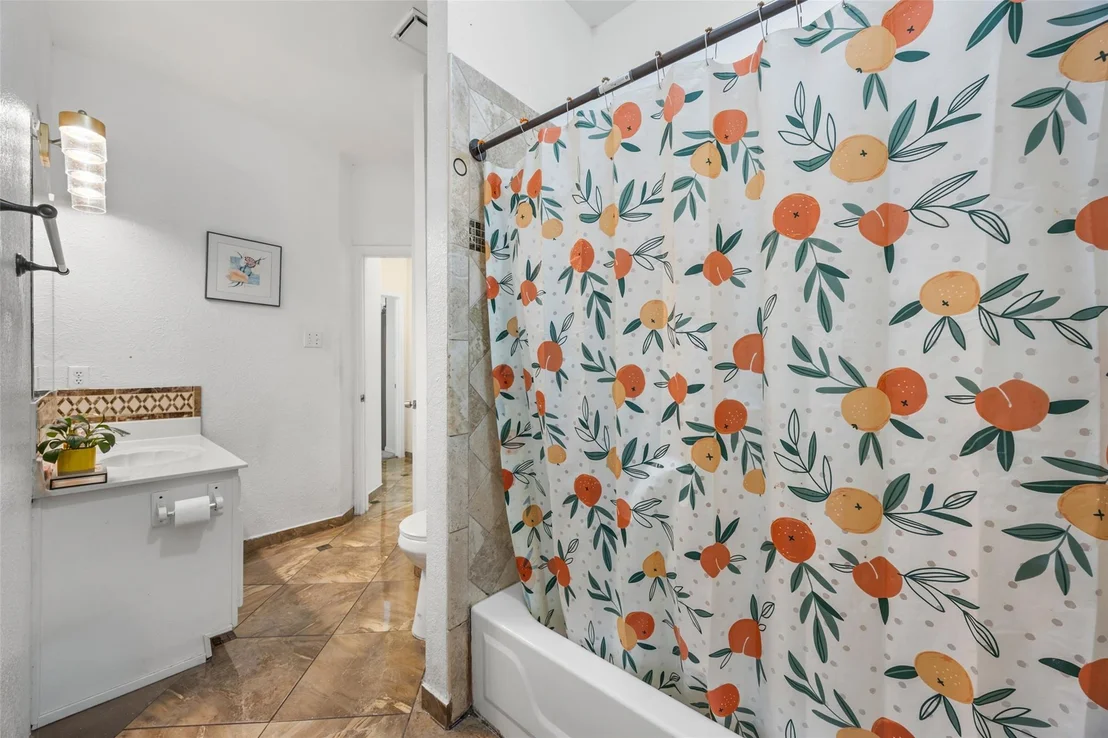 Photo of 801 Brown DR