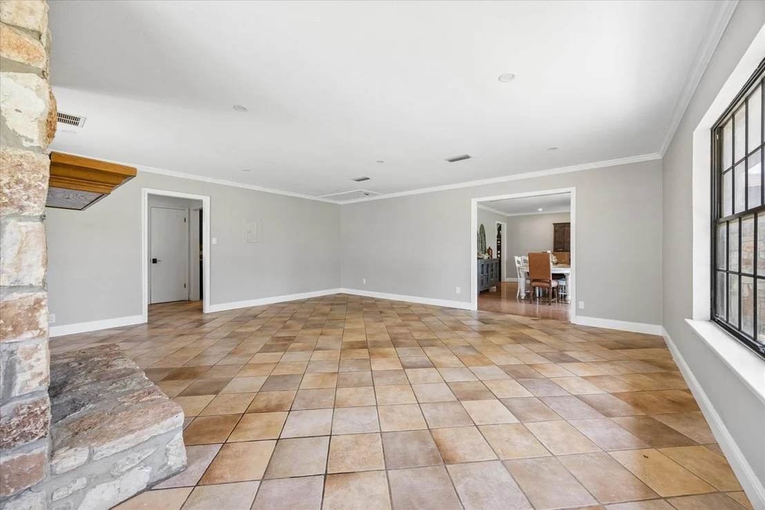 Photo of 208 Maple DR
