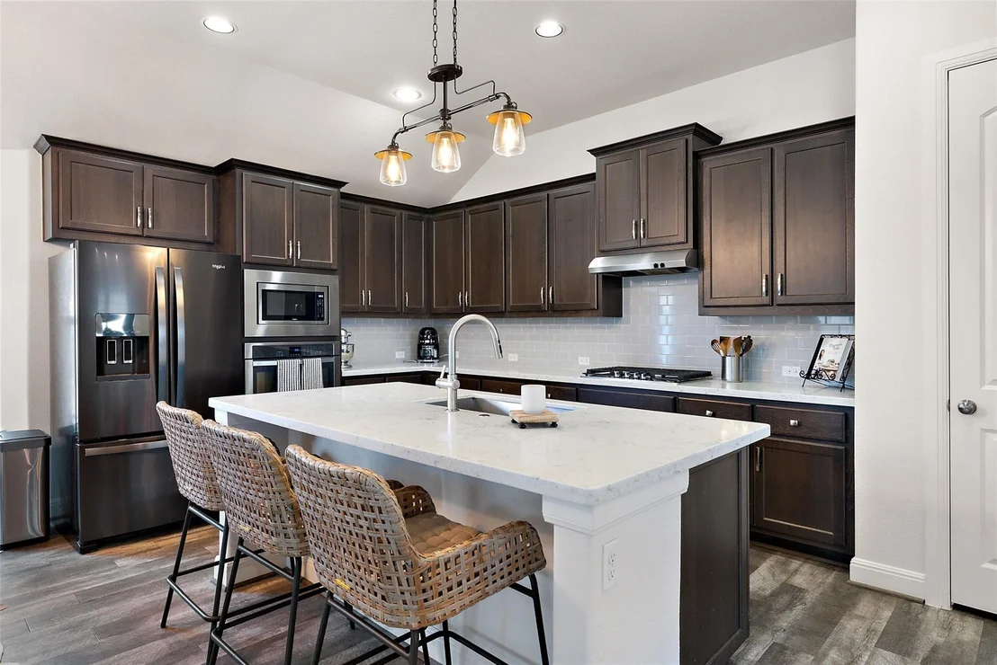 Photo of 396 Gunnison WAY