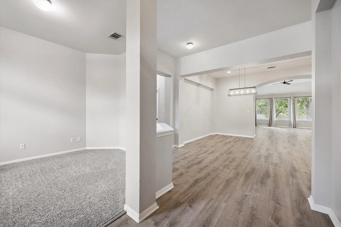 Photo of 1903 Wickett WAY