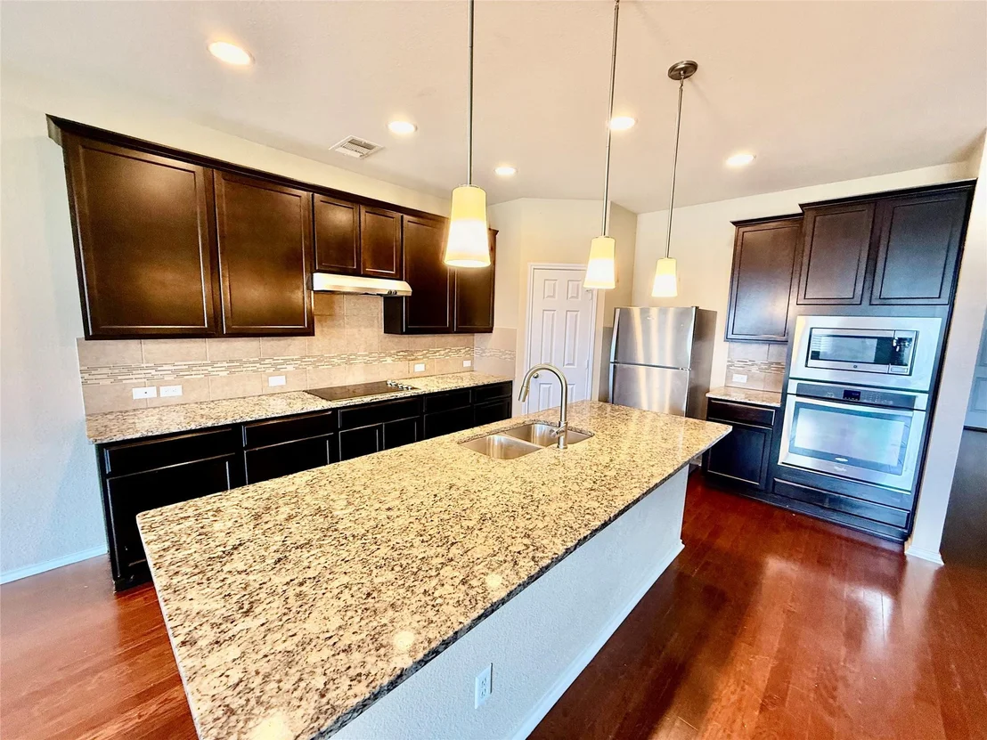 Photo of 1223 Daffodil DR