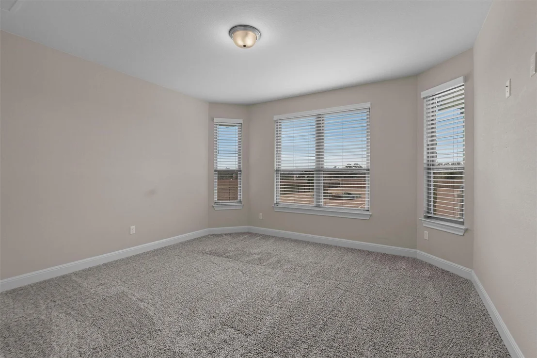 Photo of 305 Miranda WAY