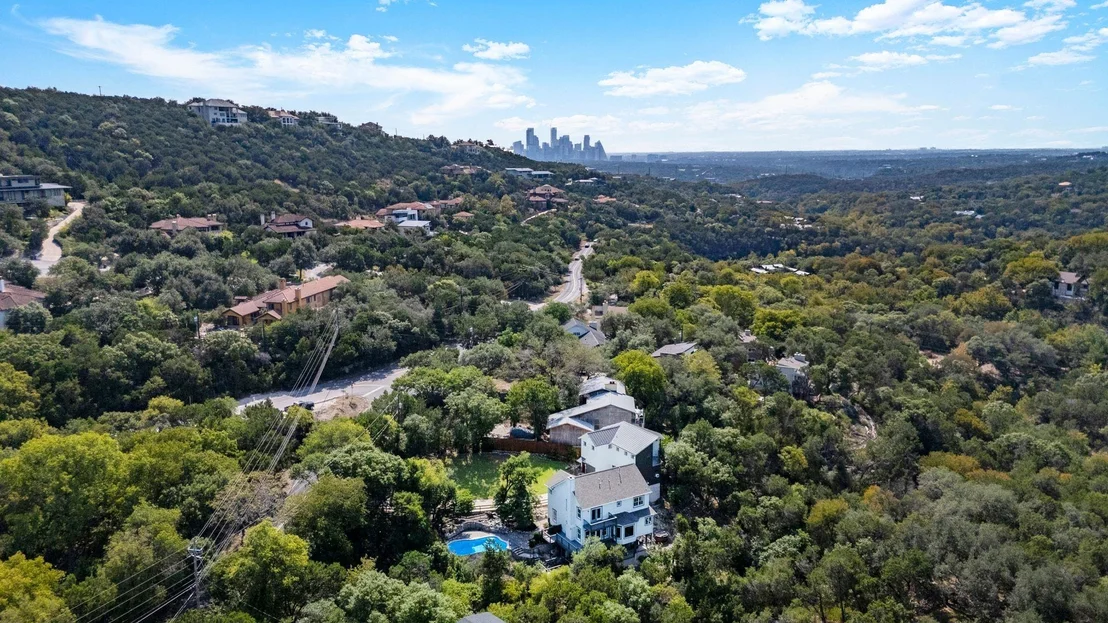 Photo of 805 The High RD