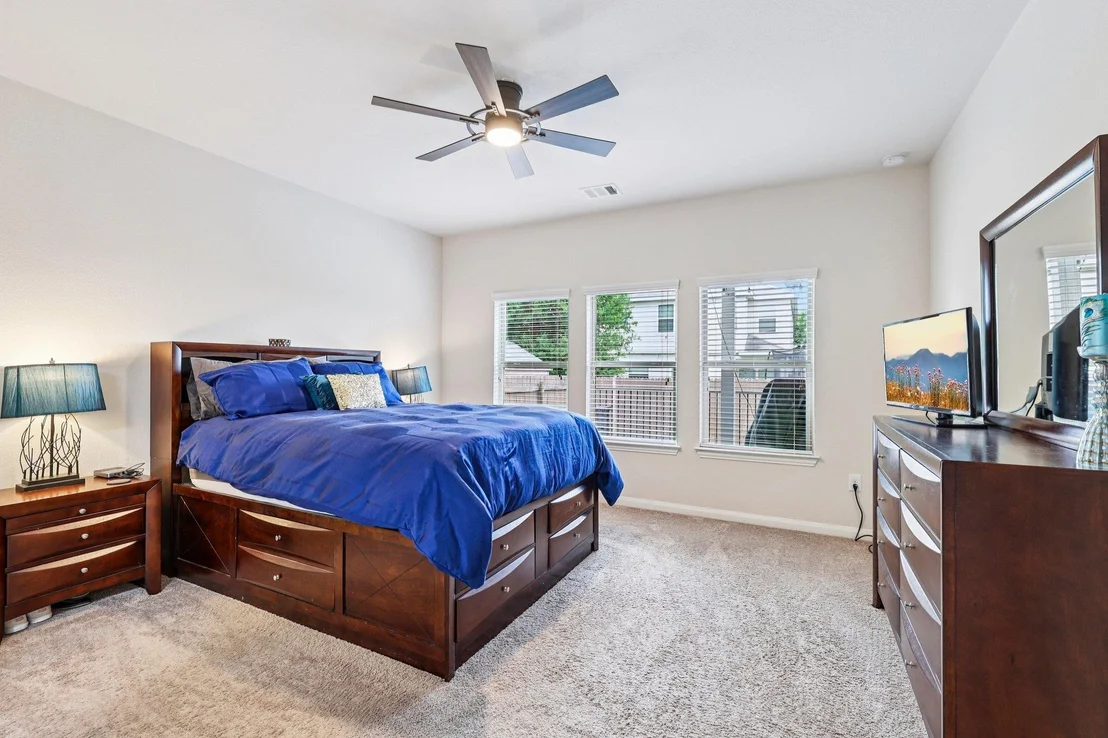 Photo of 10033 Gertrudis LOOP