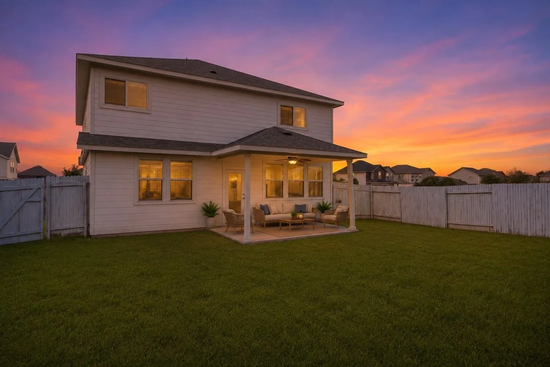Photo of 6044 Genova PL