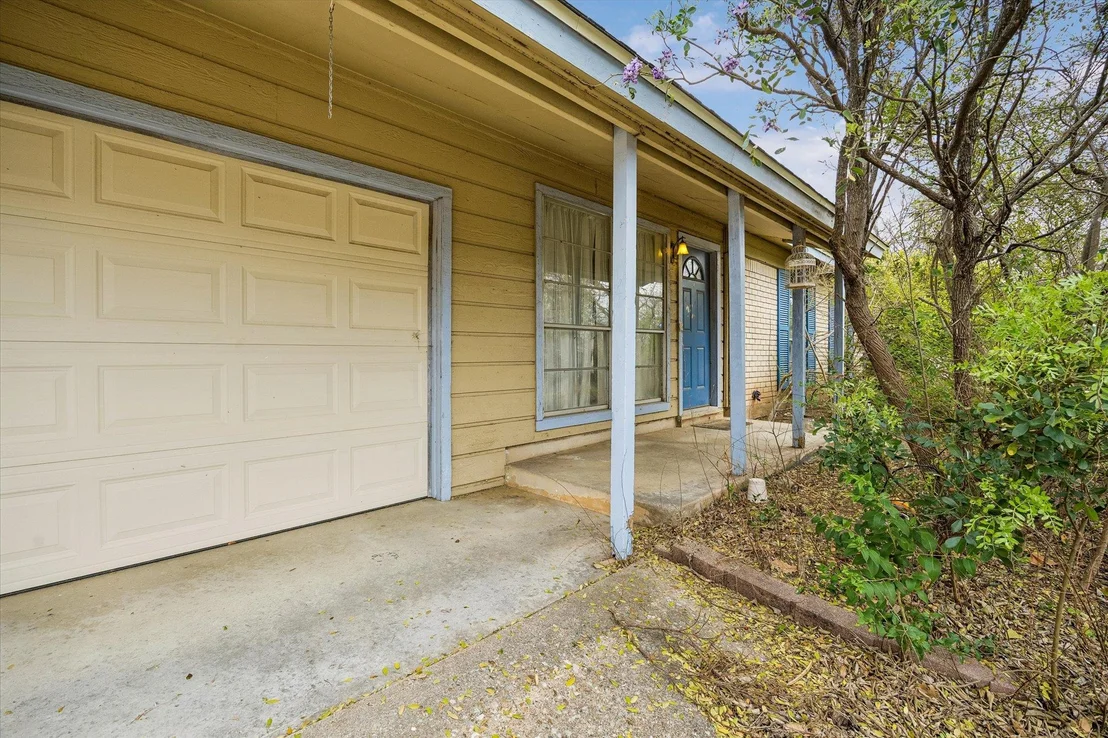 Photo of 6811 Wake Forest LN