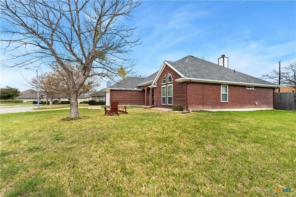 Photo of 1711 Lynx CIR