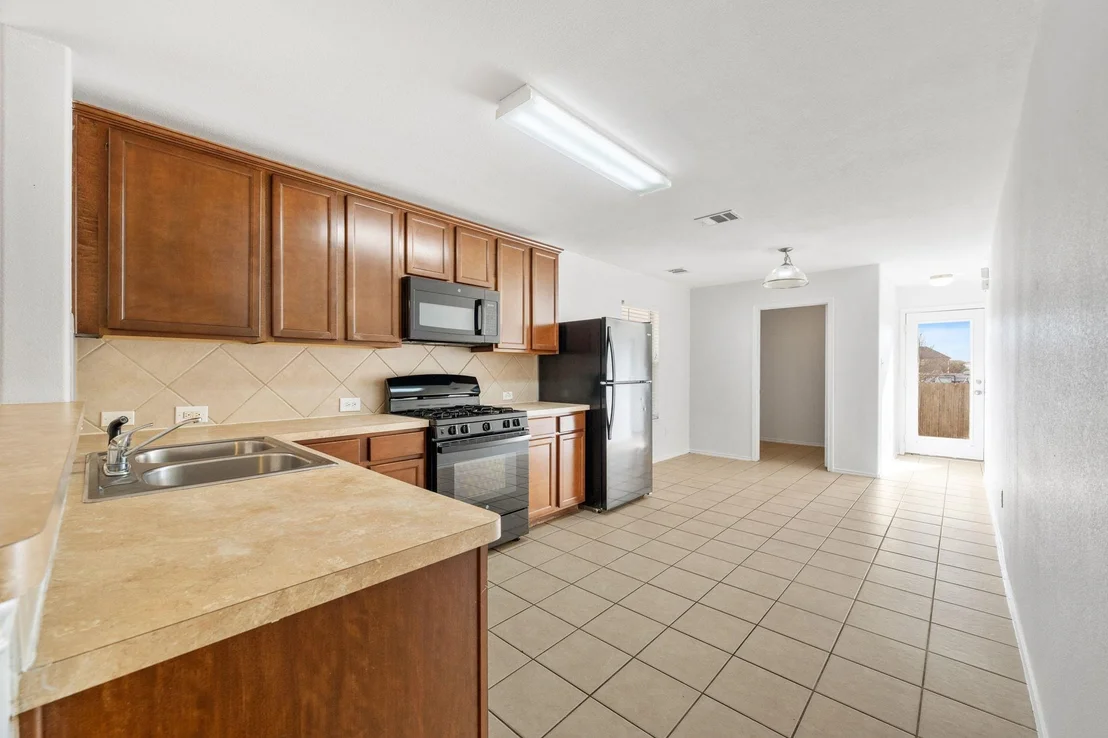 Photo of 6609 Ferrystone PASS