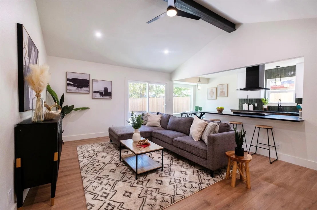 Photo of 7209 Scenic Oaks CIR