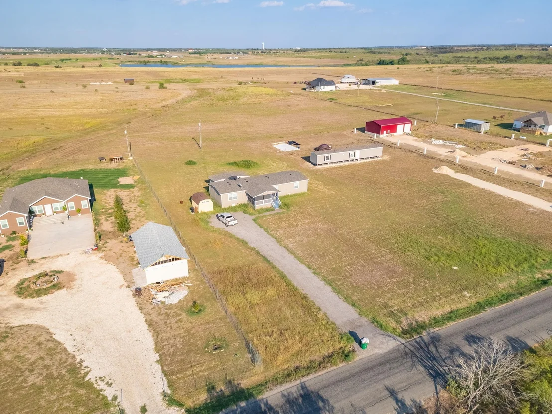Photo of 2877 County Road 463 RD