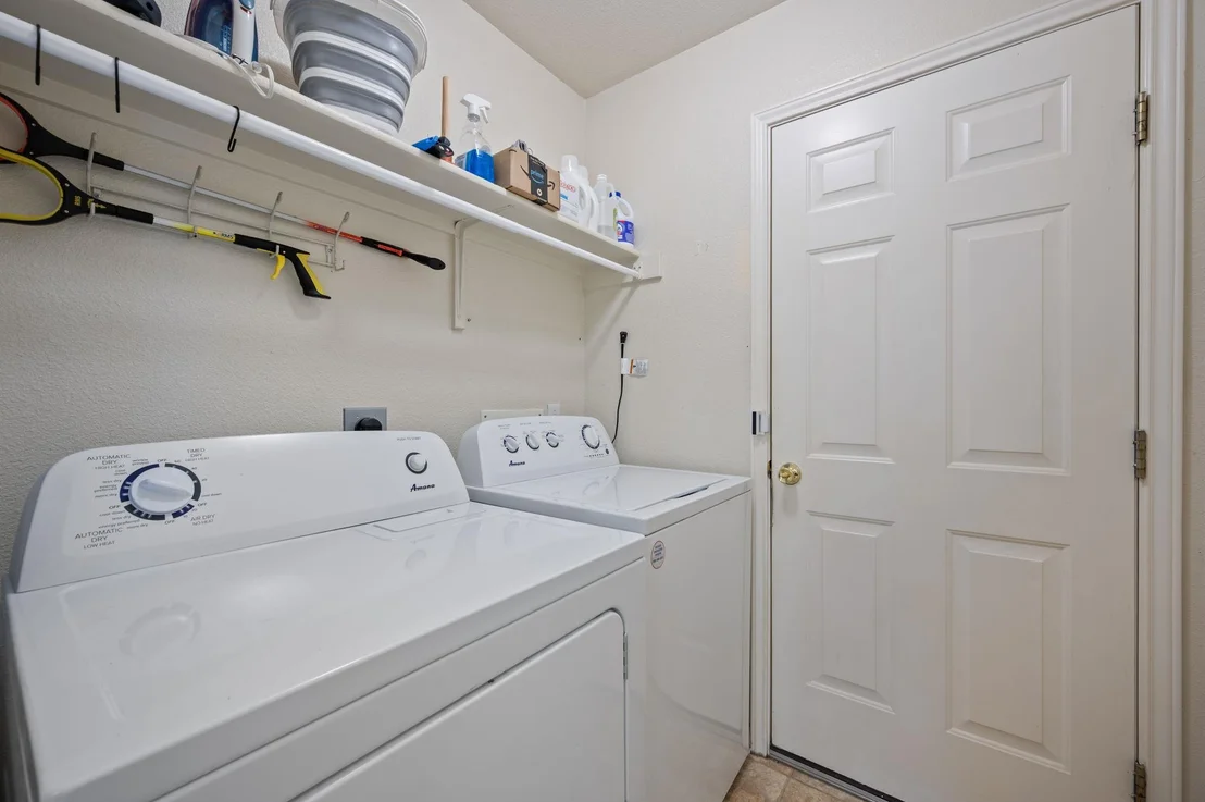 Photo of 450 Zebra DR