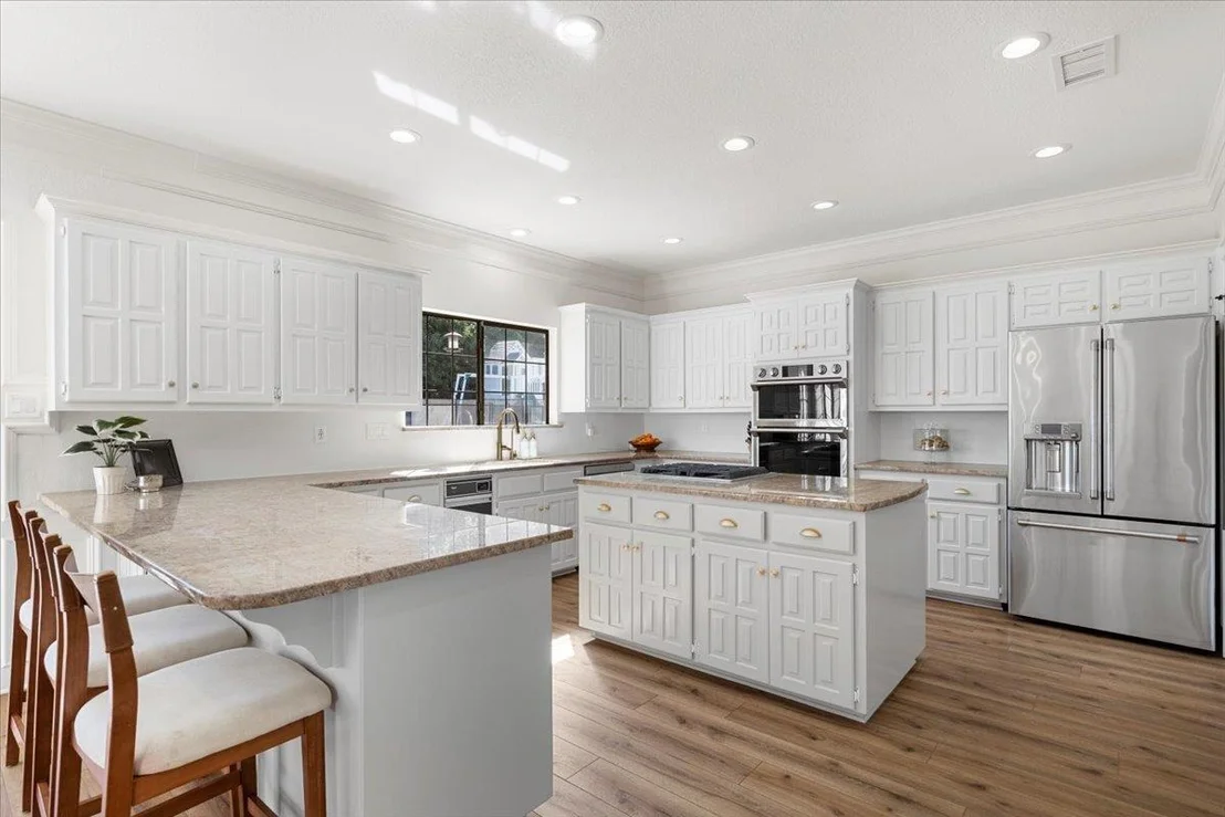 Photo of 10301 Pickfair DR