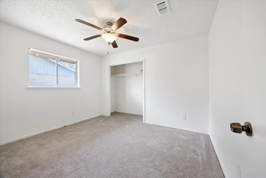 Photo of 10512 Walnut Bend DR