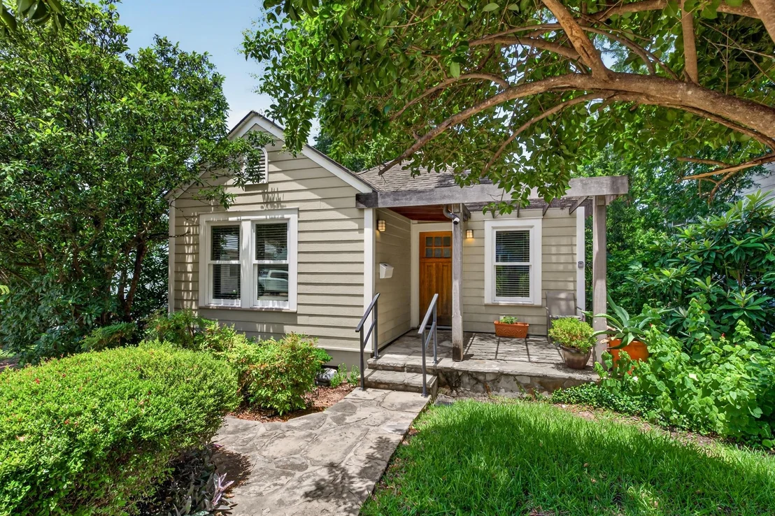 Photo of 4616 Sinclair Ave