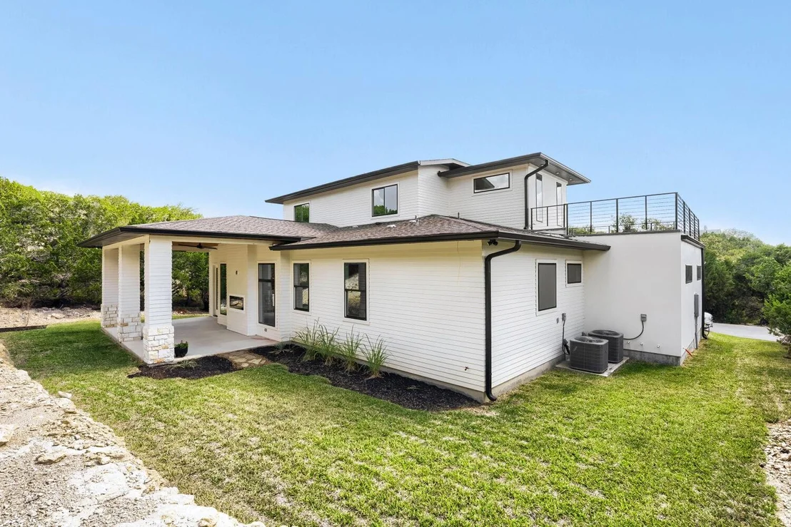 Photo of 3405 Congress Ave