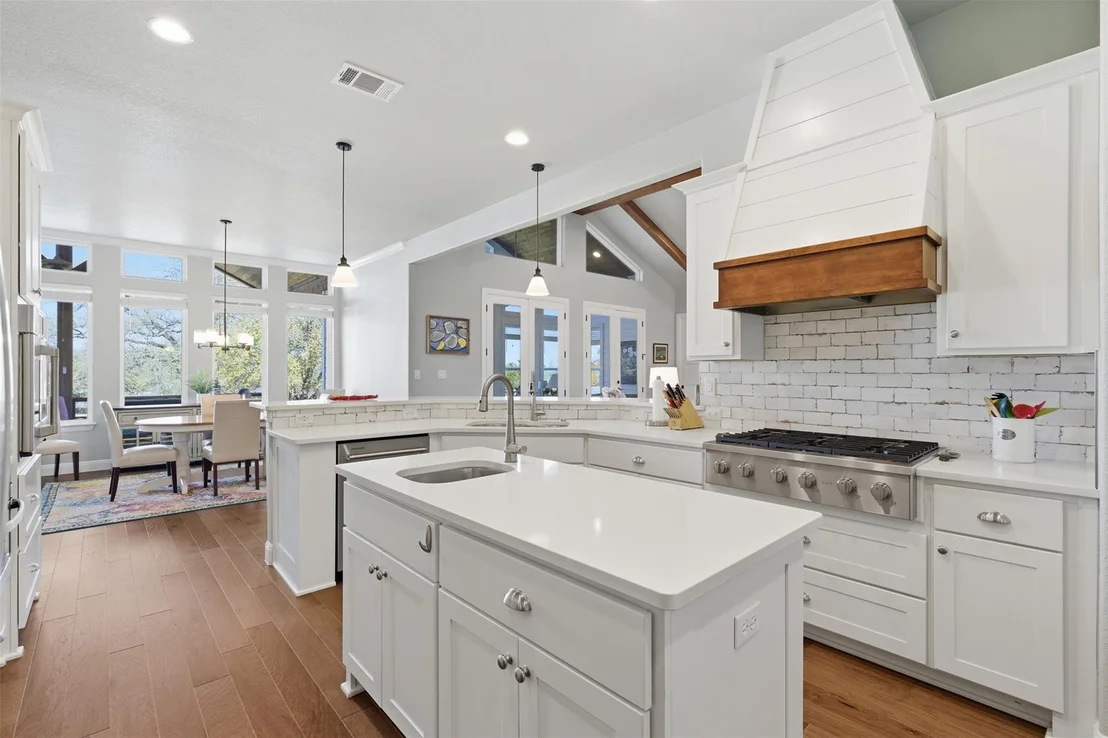 Photo of 219 Skyline RD