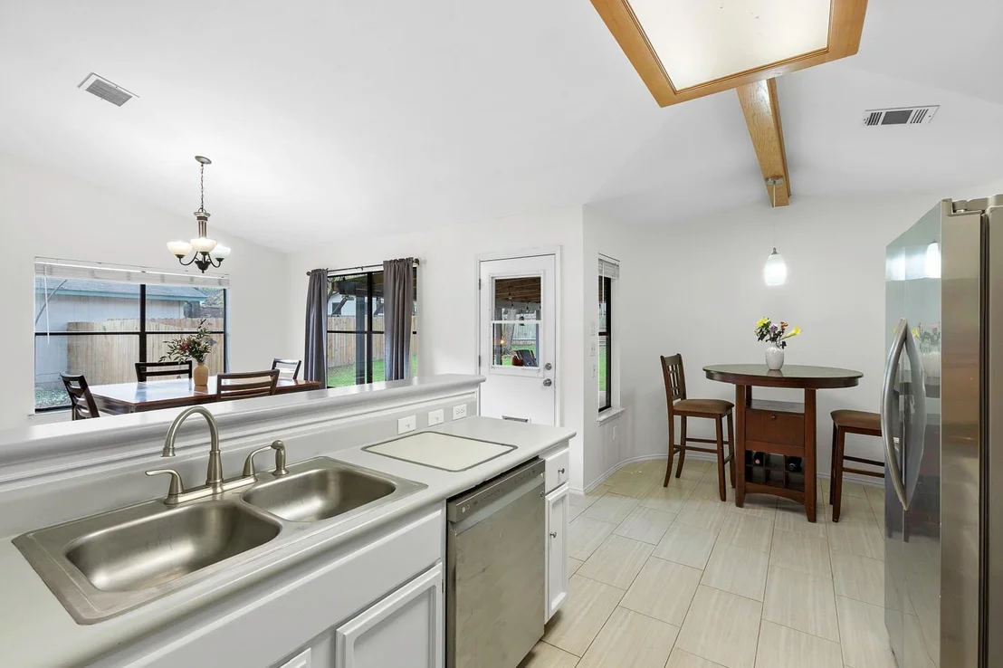 Photo of 10406 Sentenal DR