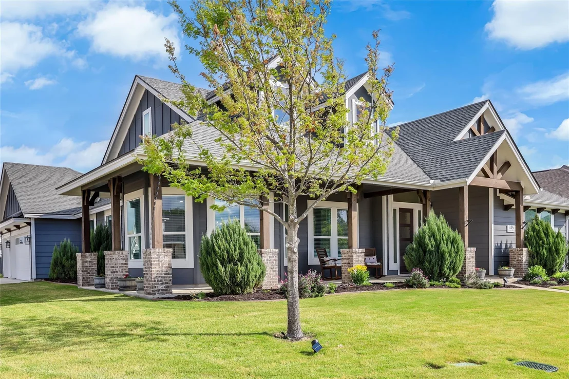 Photo of 325 Charli CIR
