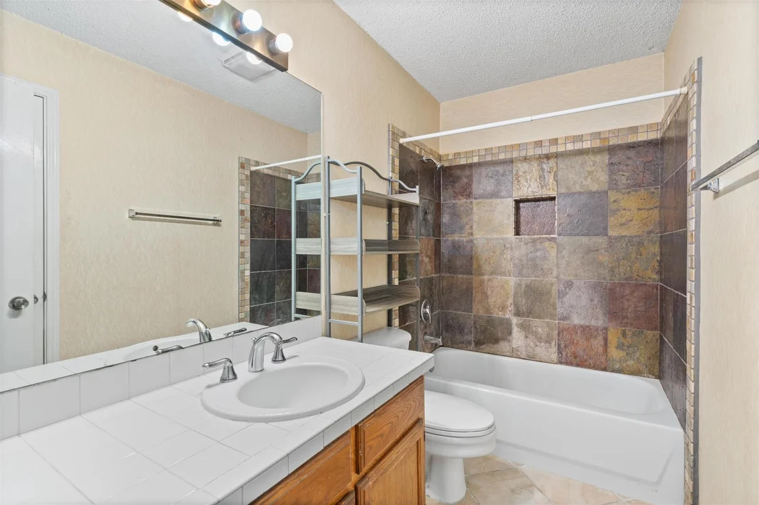 Photo of 840 Eagles WAY