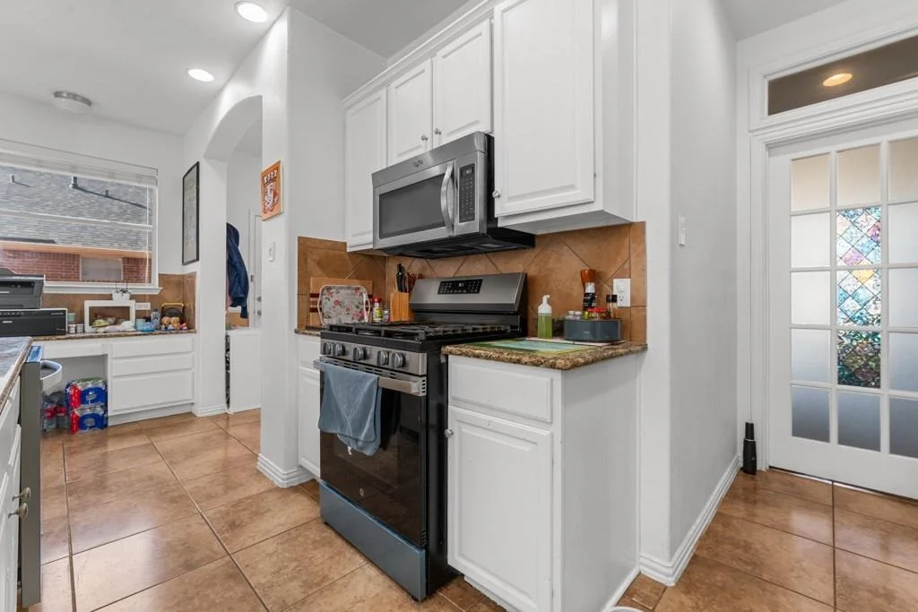 Photo of 1047 Giberson WAY