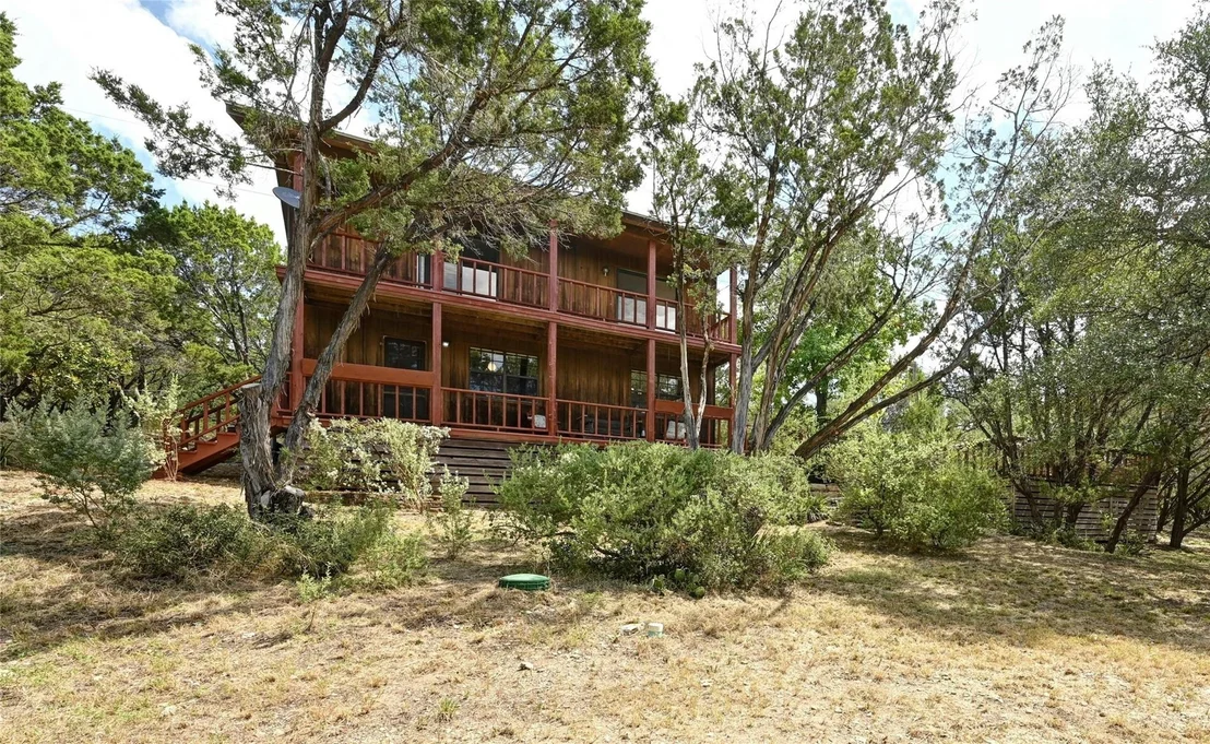 Photo of 115 Cedar Springs DR
