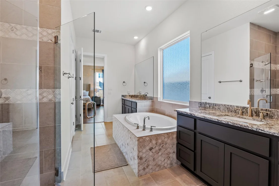 Photo of 921 Trevi Fontana DR