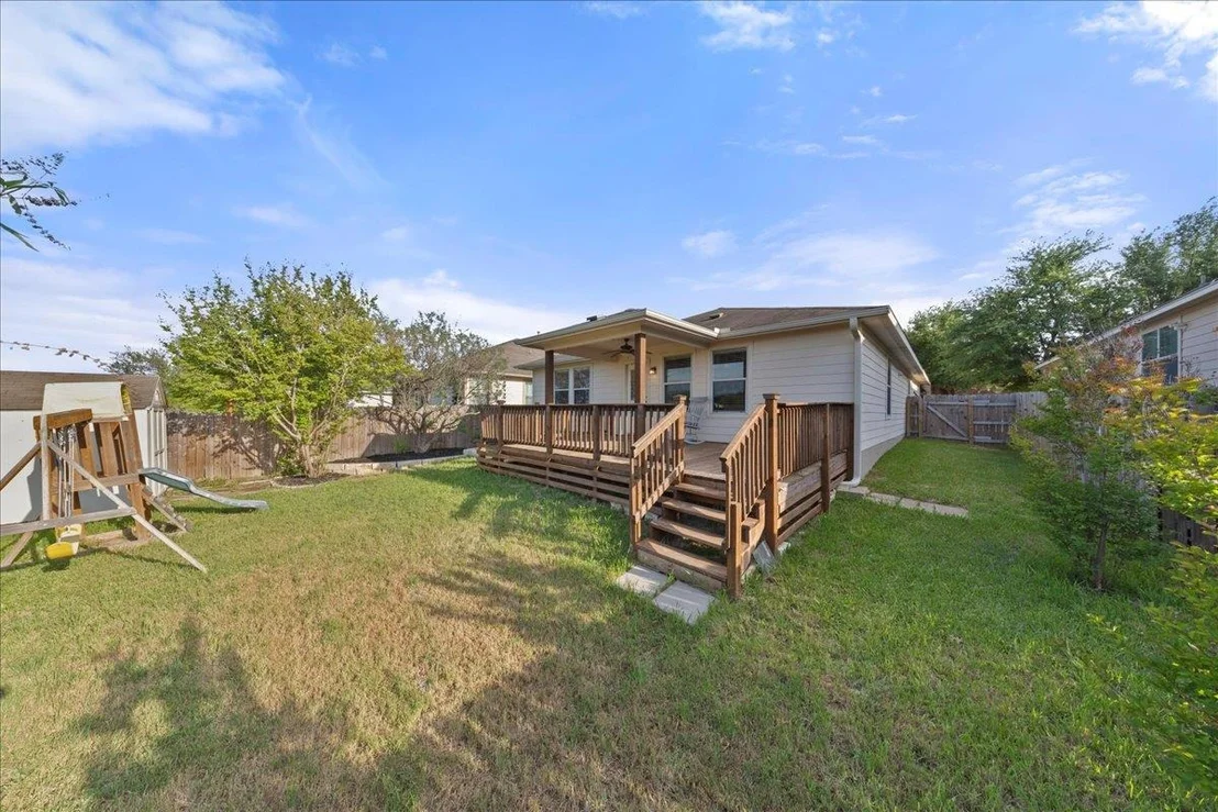 Photo of 747 Reliance DR
