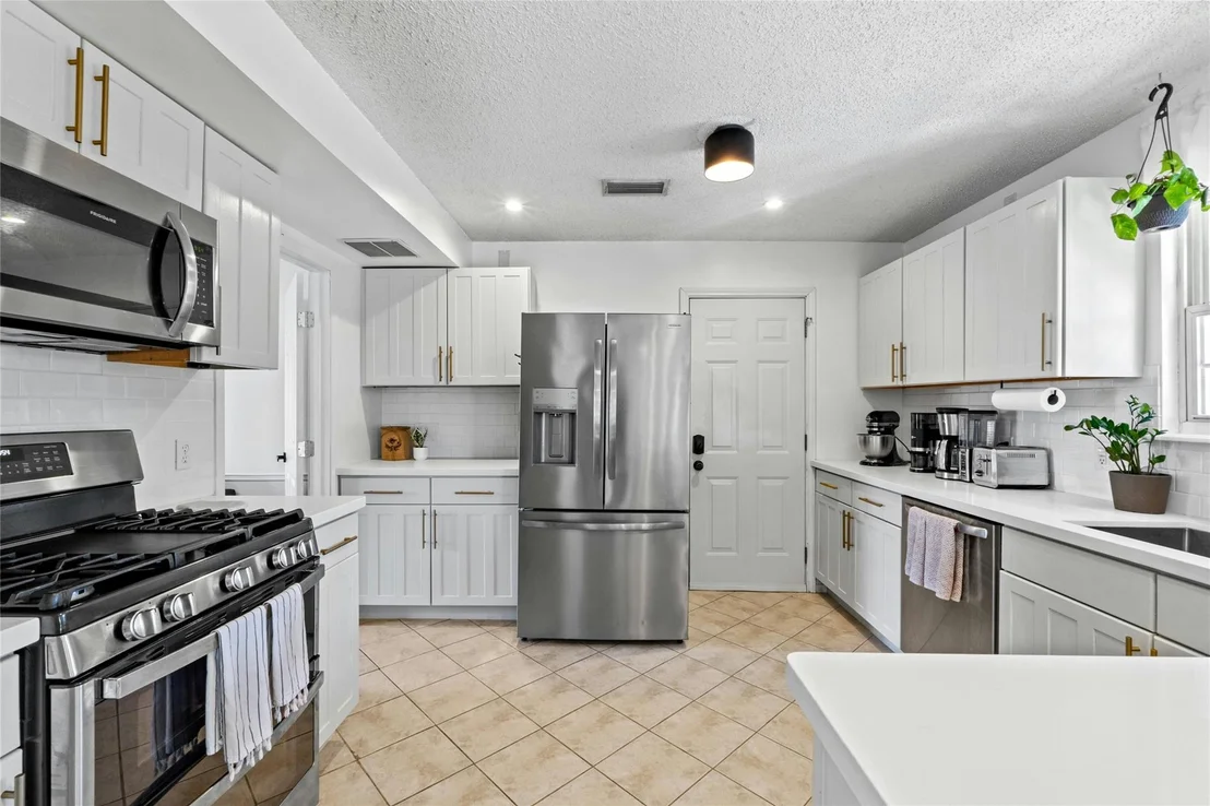 Photo of 1010 Huntridge DR
