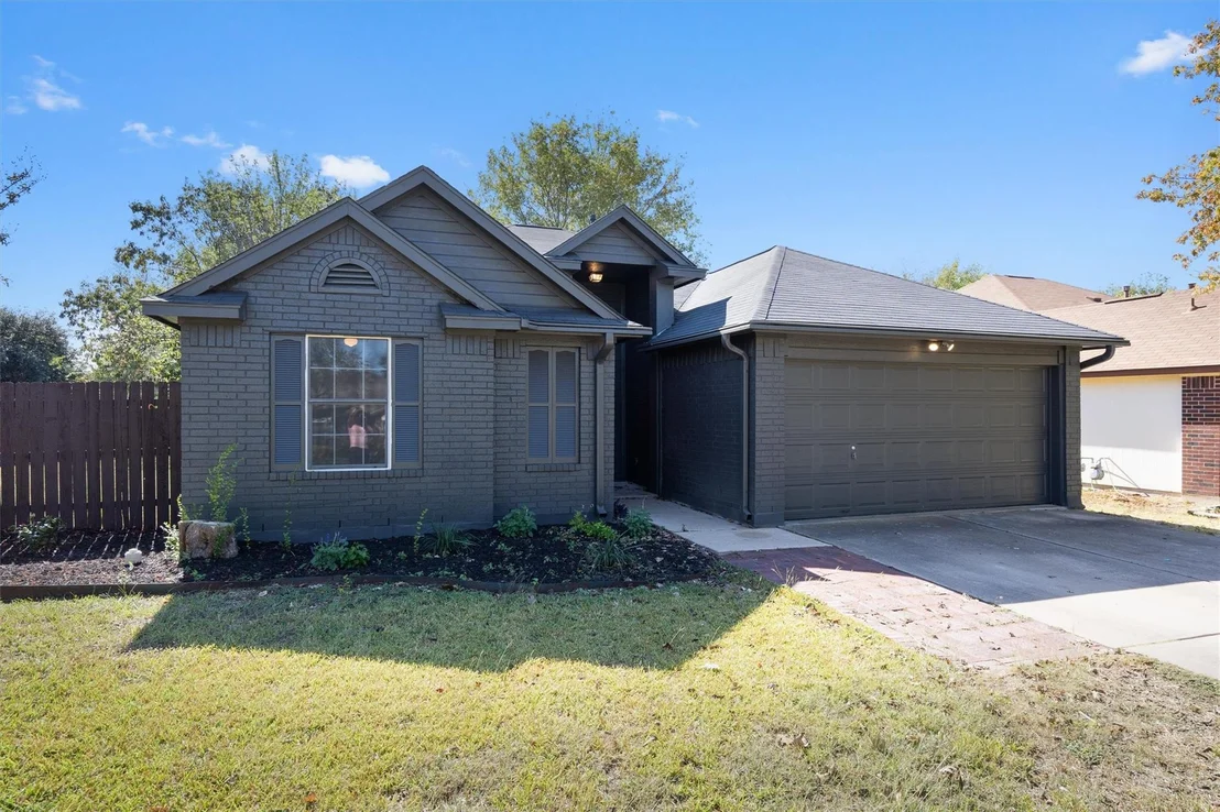 Photo of 101 Evergreen CIR