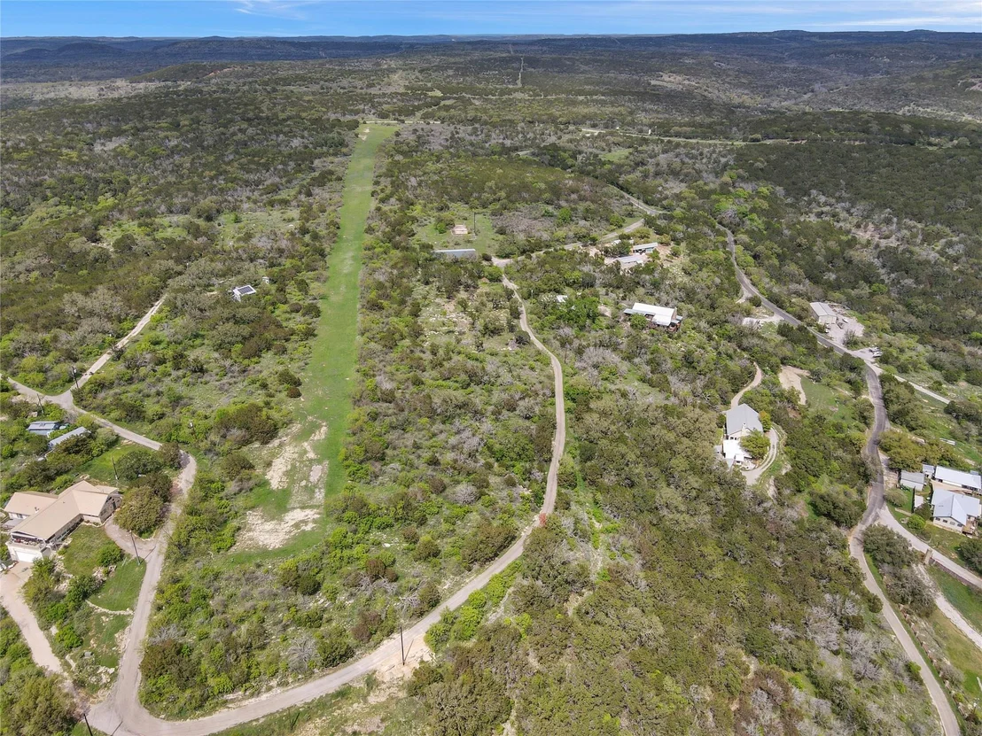 Photo of 628 Ed Low DR