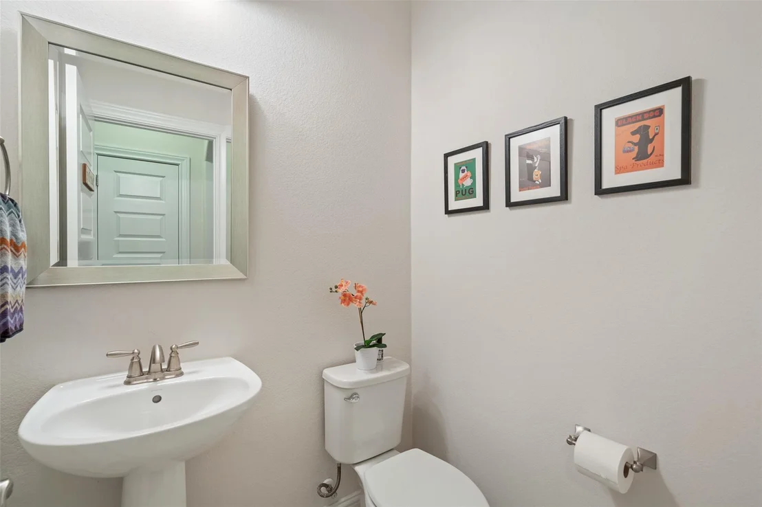 Photo of 8412 Lookout Cliff PASS