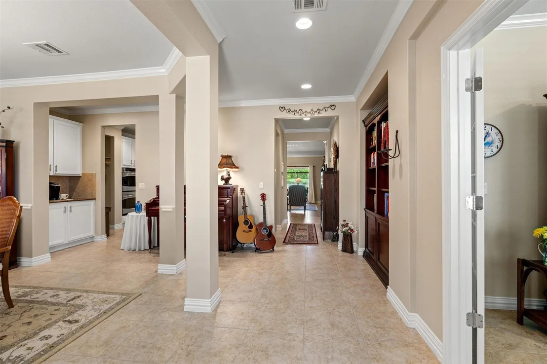 Photo of 200 Apache Mountain LN