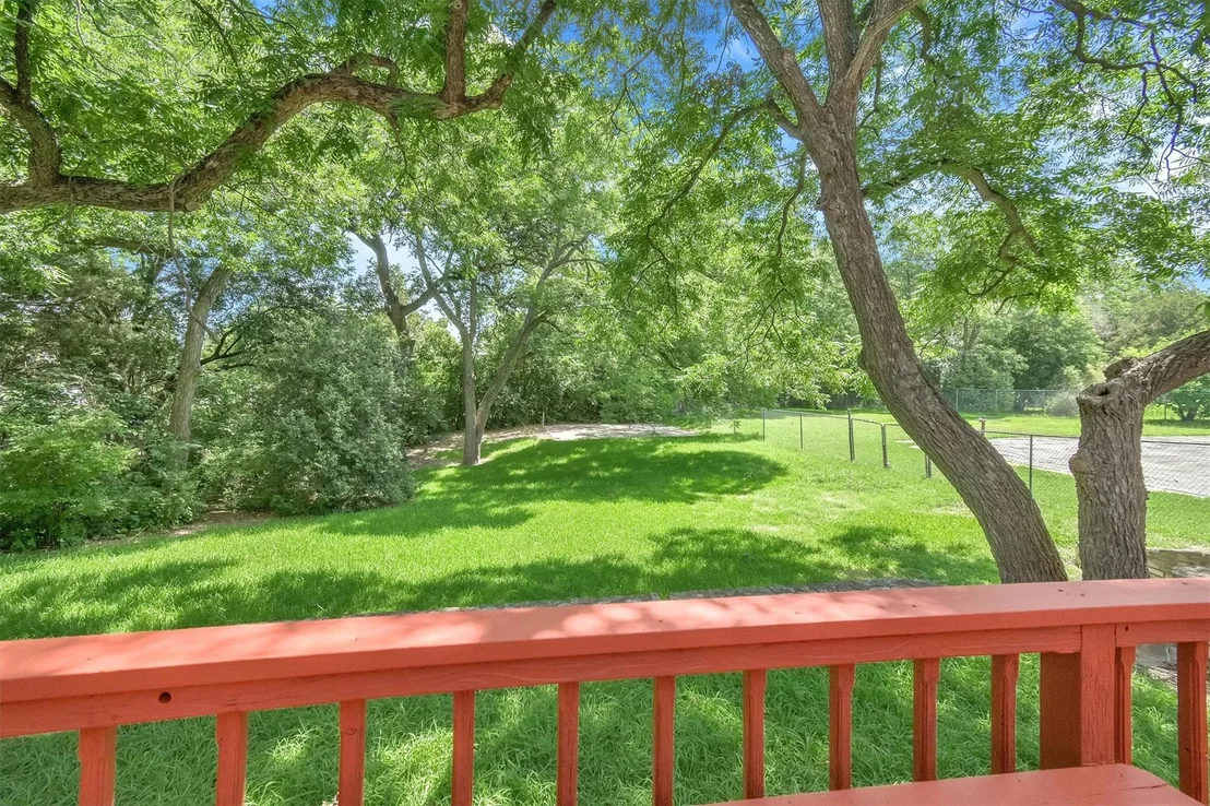 Photo of 1008 Hermitage DR