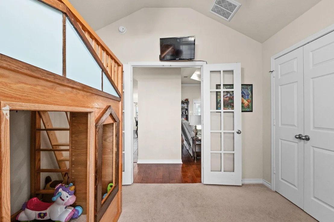 Photo of 2403 Terry DR
