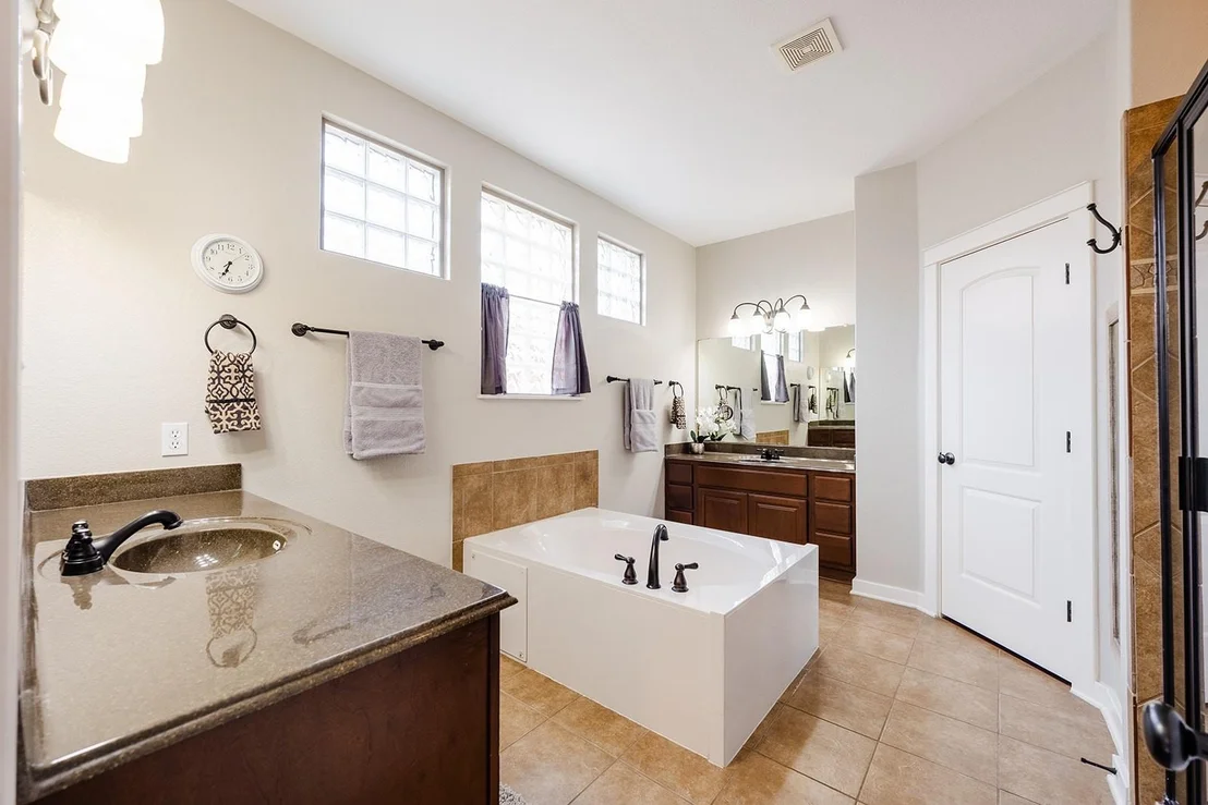 Photo of 1407 Rowan DR