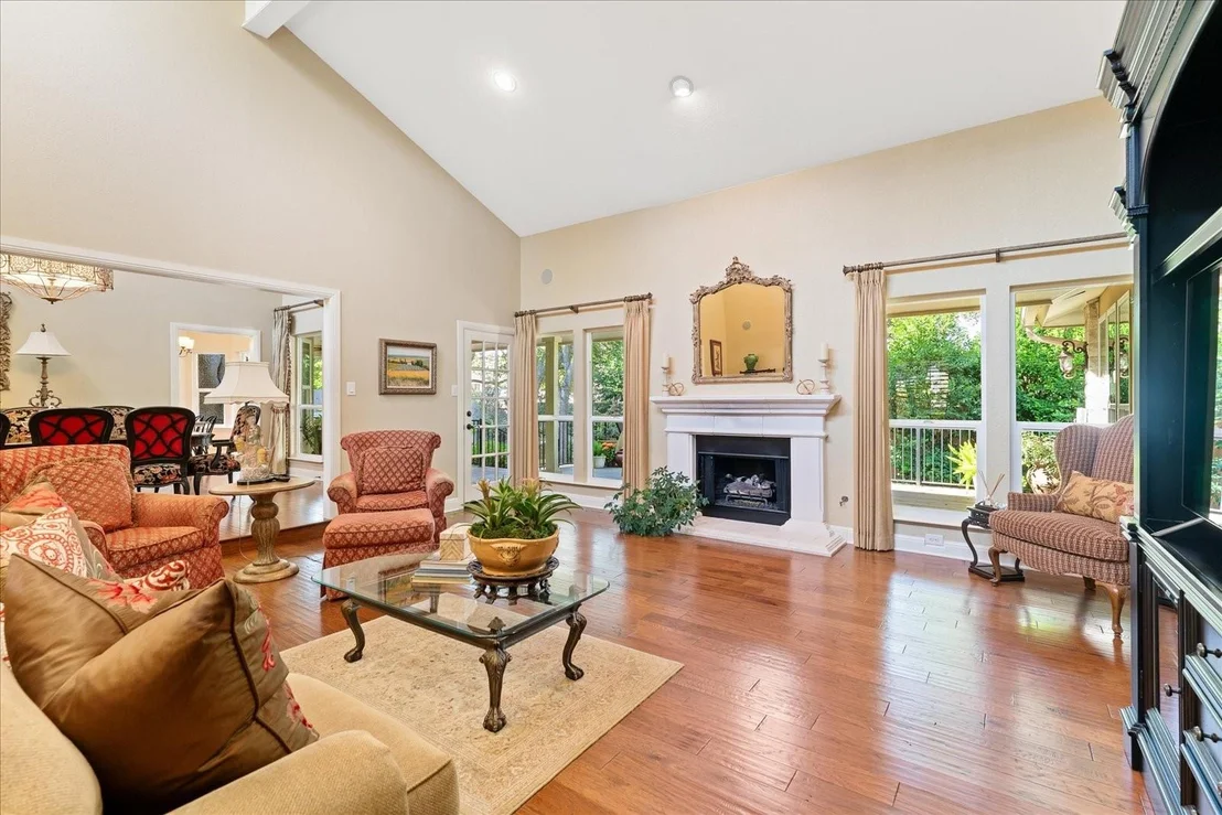 Photo of 10718 Pickfair DR