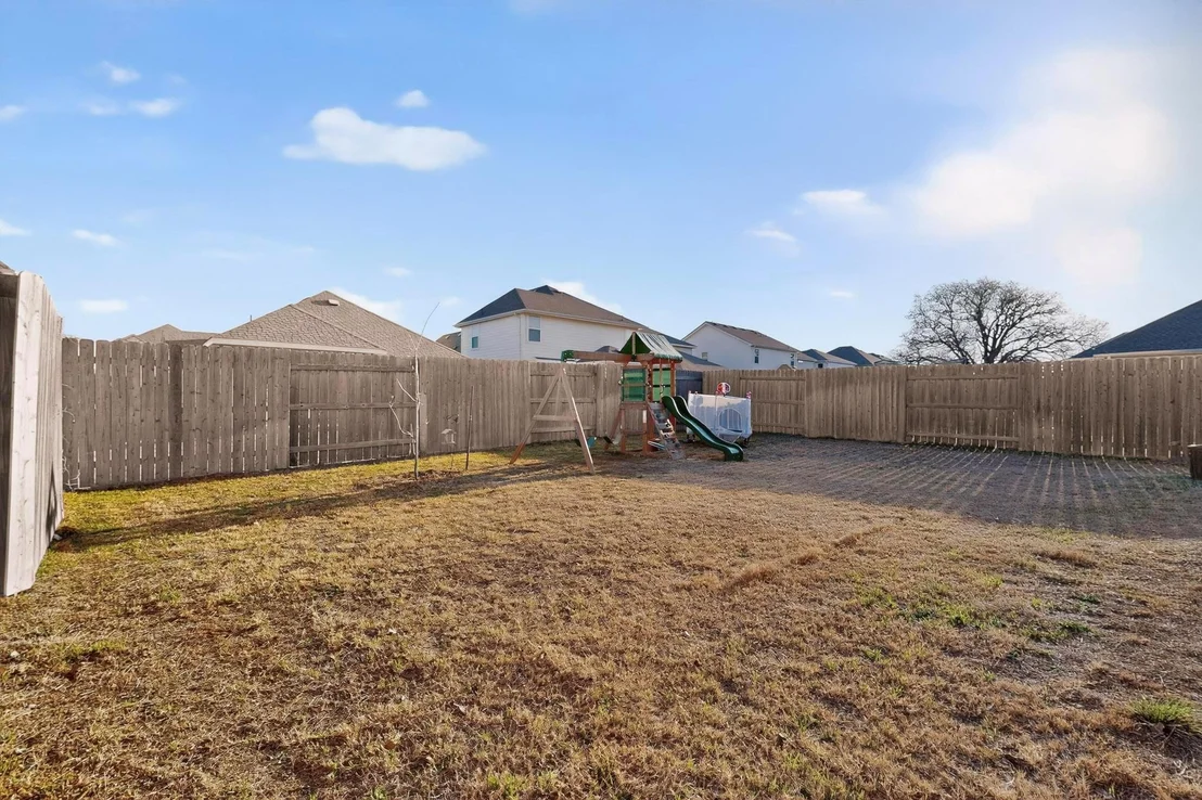Photo of 639 Pheasant Hill LN