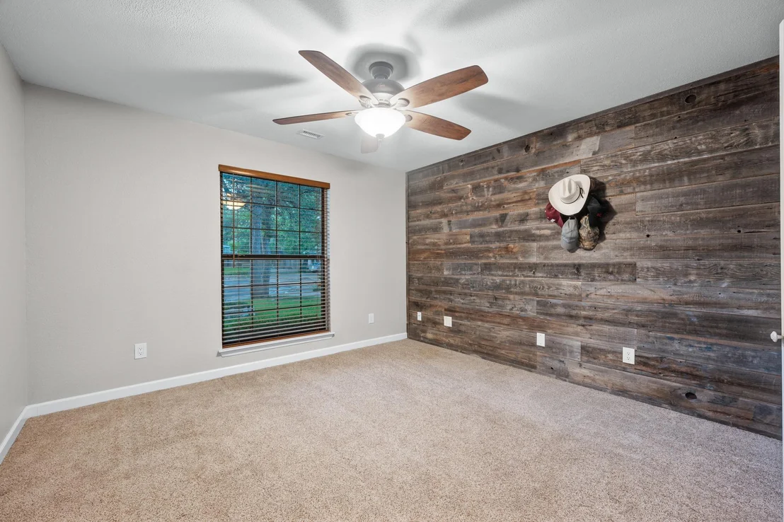 Photo of 805 Angleton CV