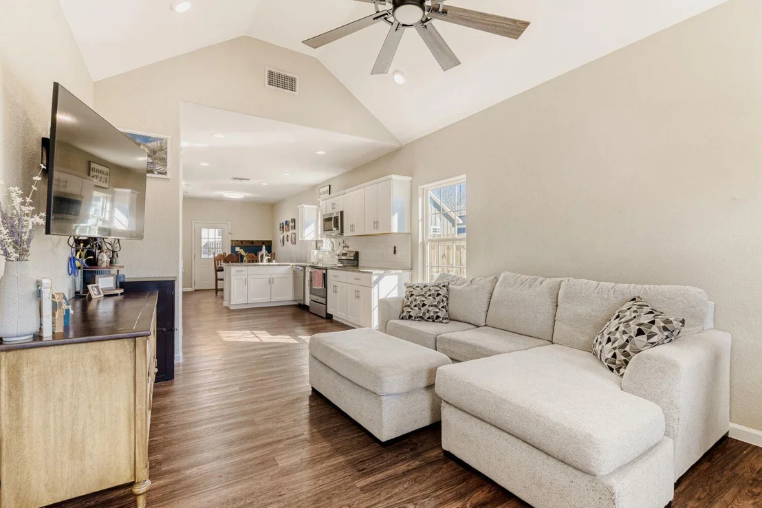 Photo of 226 Spruce Ave