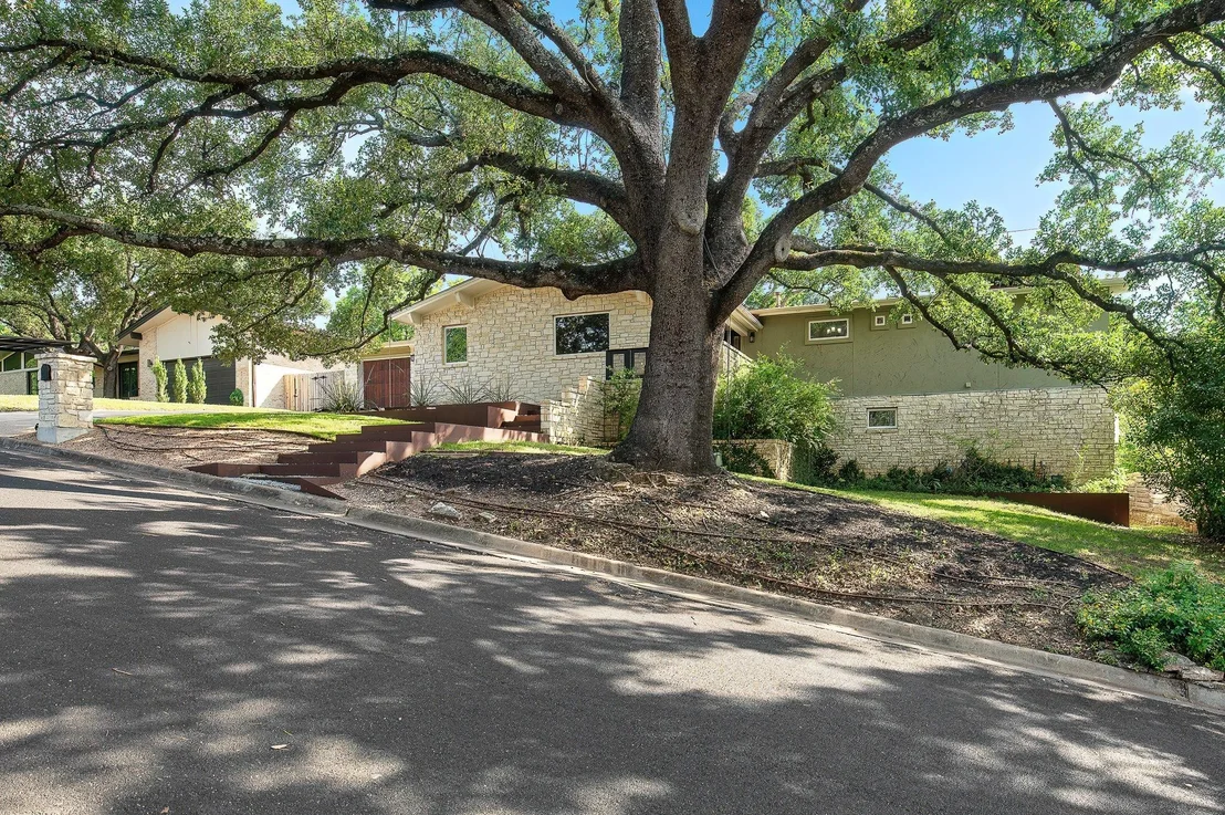 Photo of 3503 Arrowhead DR