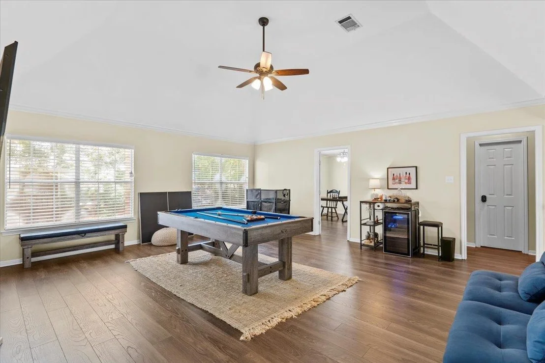 Photo of 10116 Pinehurst DR