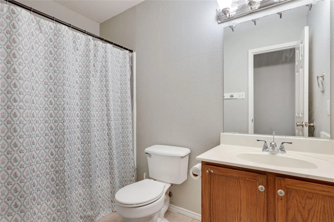 Photo of 3800 Hickox DR