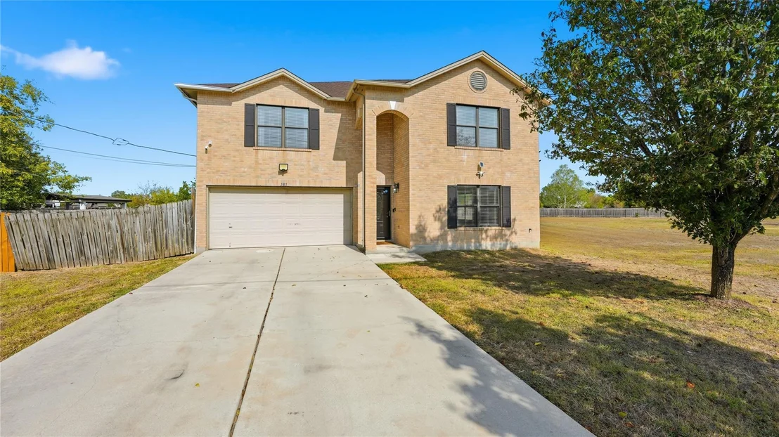 Photo of 585 Siebert DR