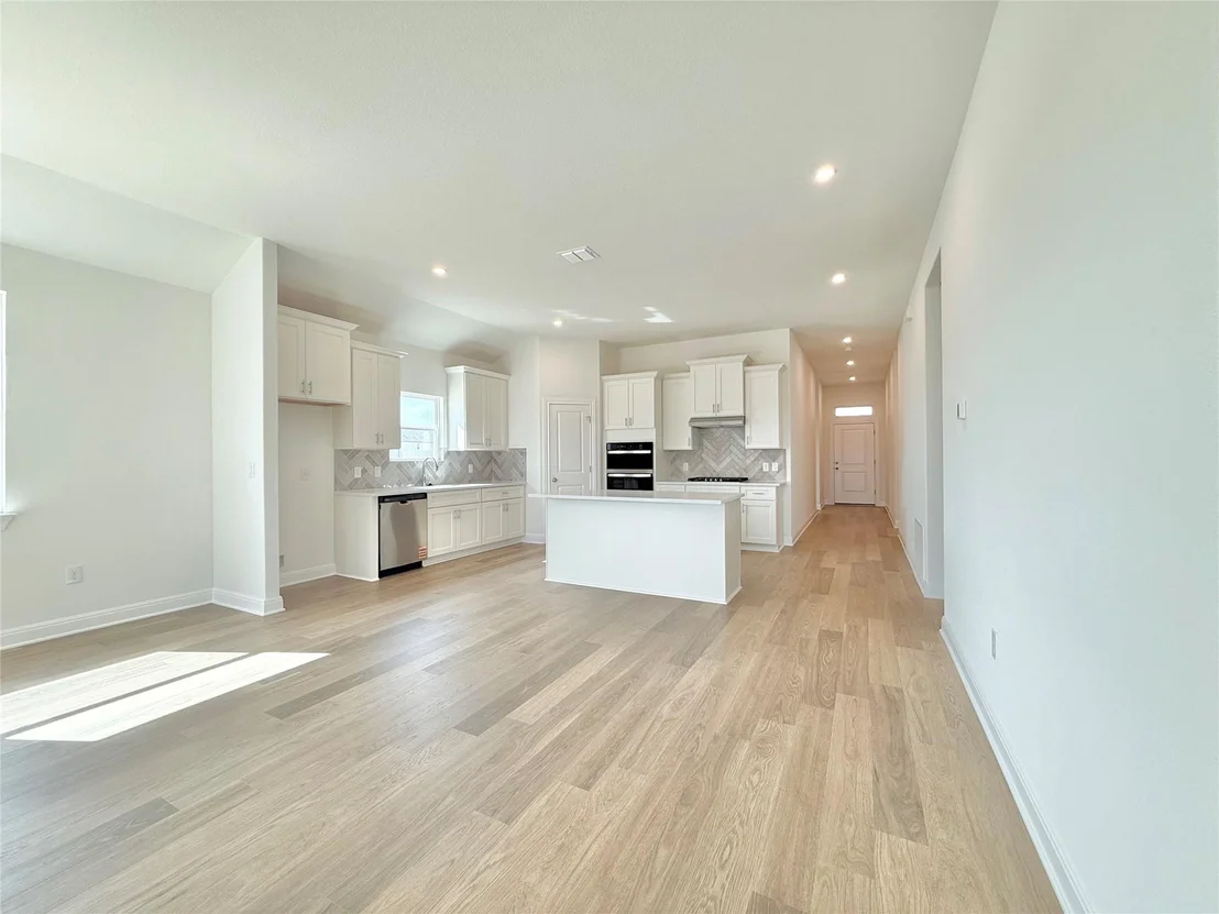 Photo of 461 Young ST
