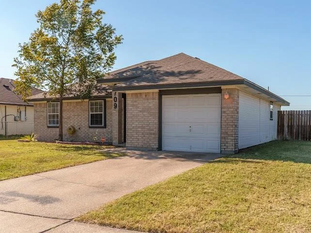 Photo of 2709 Timberline DR