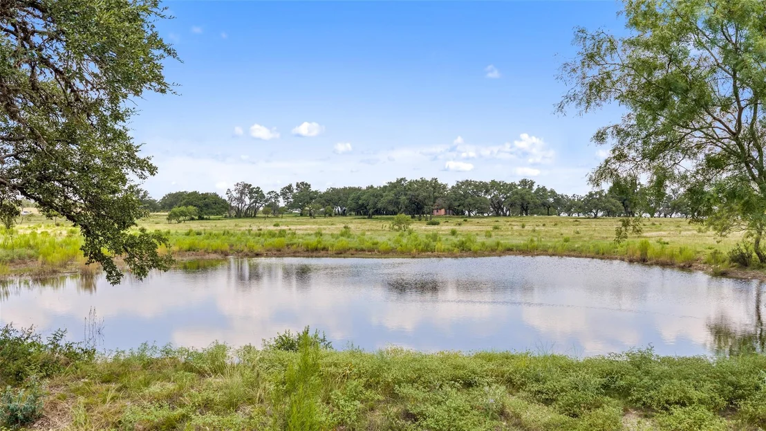 Photo of 365 Gipson Rd