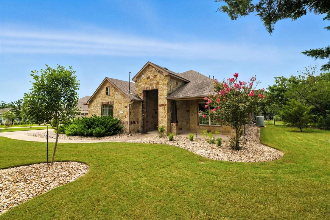 Photo of 107 Tylee CIR